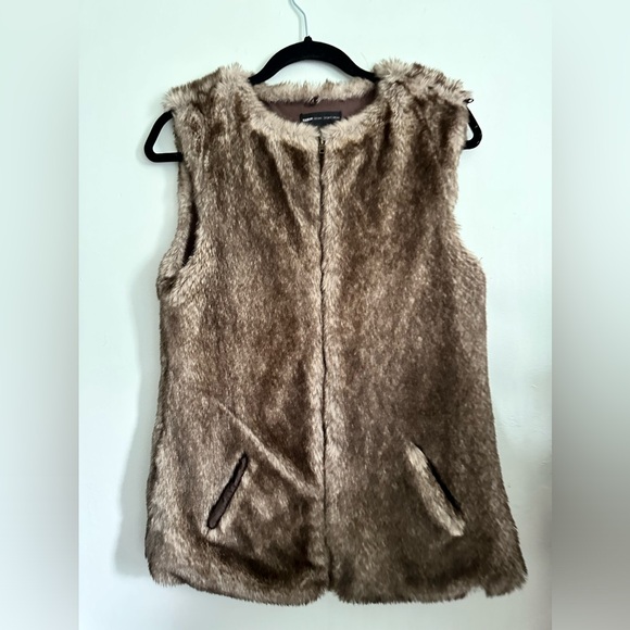 Vintage Mango Faux Fur Vest - Picture 7 of 9